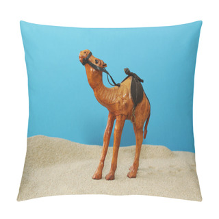 Personality  Camel In The Desert Pillow Covers