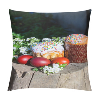 Personality  Easter Spring Russian Cake And Eggs In The Garden Pillow Covers