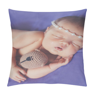 Personality  Close- Up Portrait Of A Sleeping Baby Pillow Covers