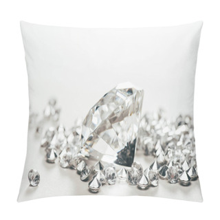 Personality  Selective Focus Of Sparkling Pure Big Diamond Among Small On White Background Pillow Covers