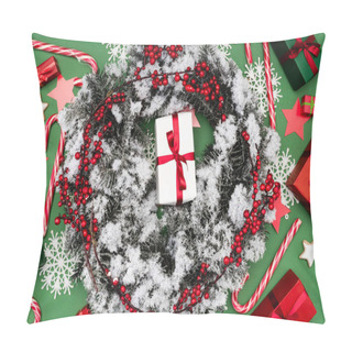 Personality  Top View Of Juniper Wreath, Covered With Snow, Near Gift Boxes And Candy Canes On Green Pillow Covers