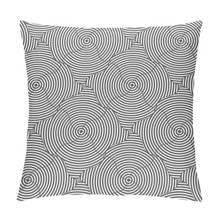 Personality  Alternating Black And White Wavy Circle Striped Squares Pillow Covers
