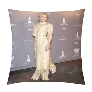 Personality  Cate Blanchett Pillow Covers