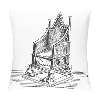 Personality  Throne, Vintage Engraving Pillow Covers