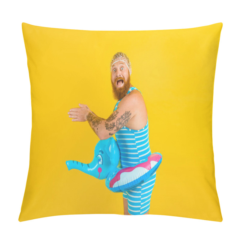 Personality  Amazed Man With Life Buoy And Hair Cap For Amazed Women Is Ready For The Summer Pillow Covers