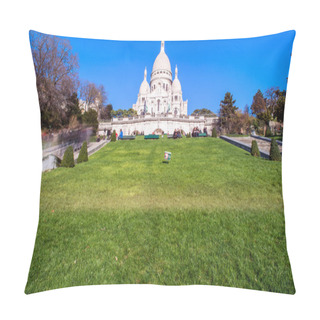 Personality  Sacred Heart Cathedral, Montmartre Pillow Covers