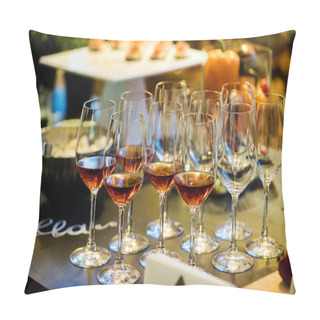 Personality  Wine Tasting Event Pillow Covers