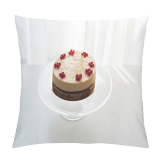 Personality  Cheesecake With Berries On Stand Pillow Covers