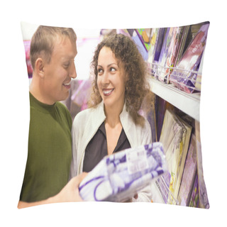 Personality  Smiling Young Man And Woman Buying Bedding In Supermarket, Looki Pillow Covers