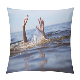 Personality  Refugee. Man Drowning In The Sea Pillow Covers