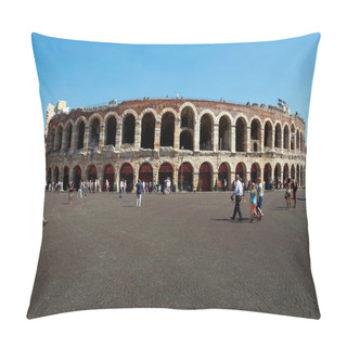 Personality  VERONA, ITALY-3 Of SEPTEMBER. The World Famous Building Of An Am Pillow Covers