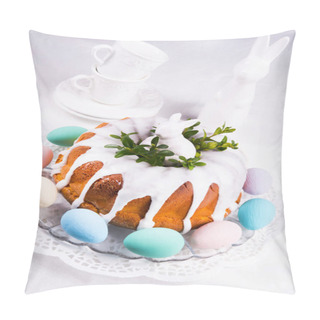Personality  Traditional Polish Easter Cake With Colored Eggs Pillow Covers