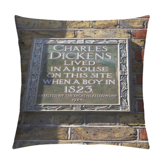 Personality  Charles Dickens Plaque In London Pillow Covers