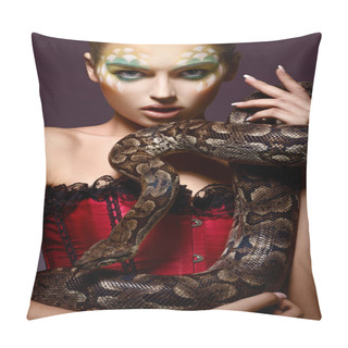 Personality  Serpent. Fantasy. Fancy Woman Holding Tamed Snake In Hands Pillow Covers