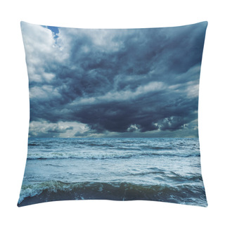 Personality  Stormy Sky Over Dark Sea With Waves Pillow Covers