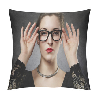 Personality  Beautiful Seducing Femme Fatale In Nerdy Glasses Pillow Covers