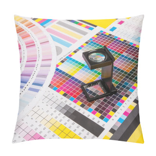Personality  Magnifier And Test Print Pillow Covers