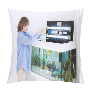 Personality  Child Putting New Fish In An Aquarium Pillow Covers