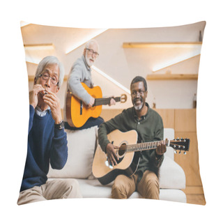 Personality  Senior Friends Playing Music Pillow Covers