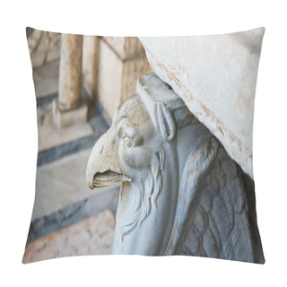 Personality  Marble Sculpture In Vatican Pillow Covers