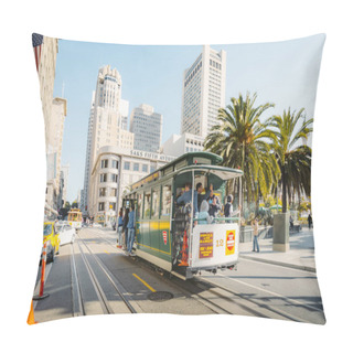 Personality  SEPTEMBER 4, 2016 - SAN FRANCISCO: Traditional Powell-Hyde Cable Cars At Union Square In Central San Francisco In Beautiful Golden Morning Light, California, USA Pillow Covers