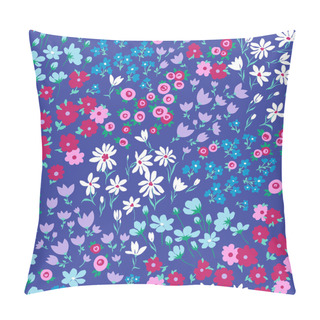 Personality  Vector Seamless Bright Small Ditsy Flower Pattern Pillow Covers