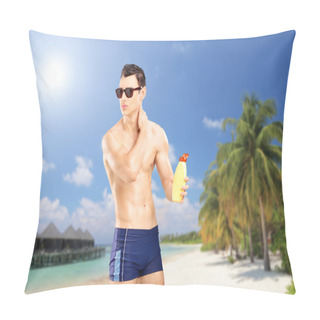 Personality  Guy Putting On Sun Cream Pillow Covers
