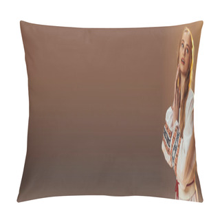 Personality  A Young Mavka Adorned In Traditional Attire Stands Elegantly Against A Brown Backdrop, Her Long Hair Flowing Gracefully. Pillow Covers