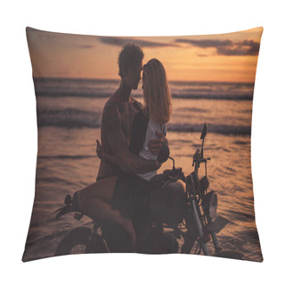 Personality  Passionate Boyfriend And Girlfriend Hugging On Motorbike At Beach During Sunset Pillow Covers