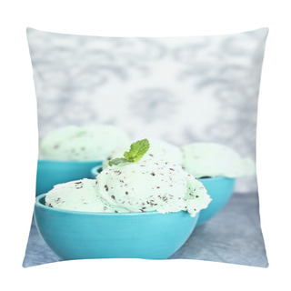Personality  Bowls Of Chocolate Chip Mint Ice Cream Pillow Covers