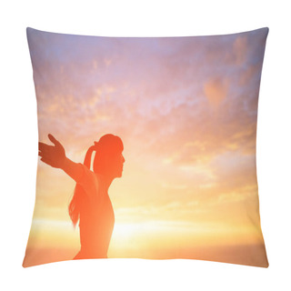 Personality  Woman With Hands Outstretched Pillow Covers