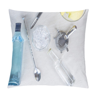 Personality  Gin Tonic Se Pillow Covers