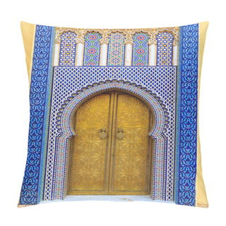 Personality  Entrance Door With Mosiac And Brass Door At The Royal Palace In  Pillow Covers