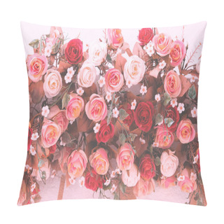 Personality  Vintage Bouquet Of Rose Flowers Pillow Covers