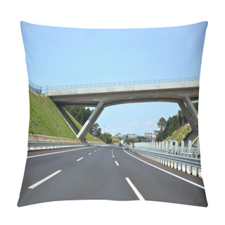 Personality  Expressway Pillow Covers