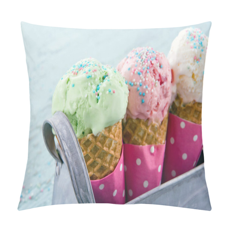 Personality  Delicious ice cream cones pillow covers