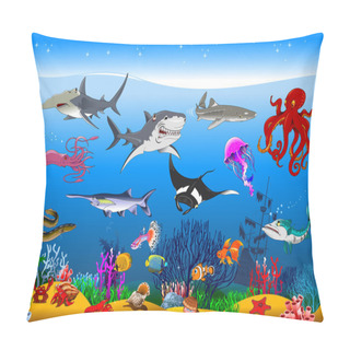 Personality  Different Fishes In Water Pillow Covers