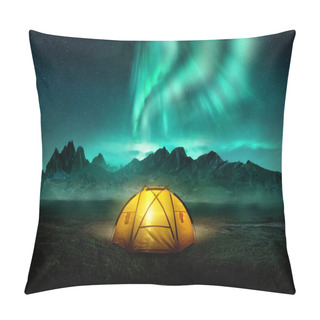 Personality  Camping Under Dancing Green Aurora Northern Lights Pillow Covers