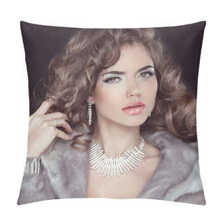 Personality  Model With Long Wavy Hair In Luxury Mink Fur Coat Pillow Covers