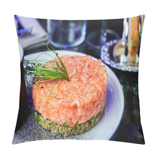 Personality  Salmon Tartare With Avocado On A White Plate In A Restaurant. Close-up, Selective Focus Pillow Covers