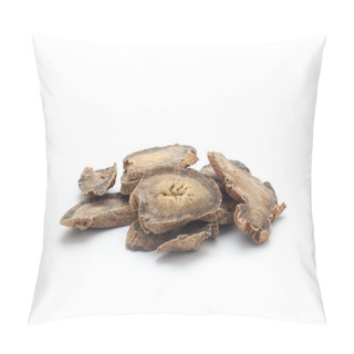 Personality  Sliced Of Pseudo-ginseng On White Background. Chinese Herbal Medicine. Pillow Covers