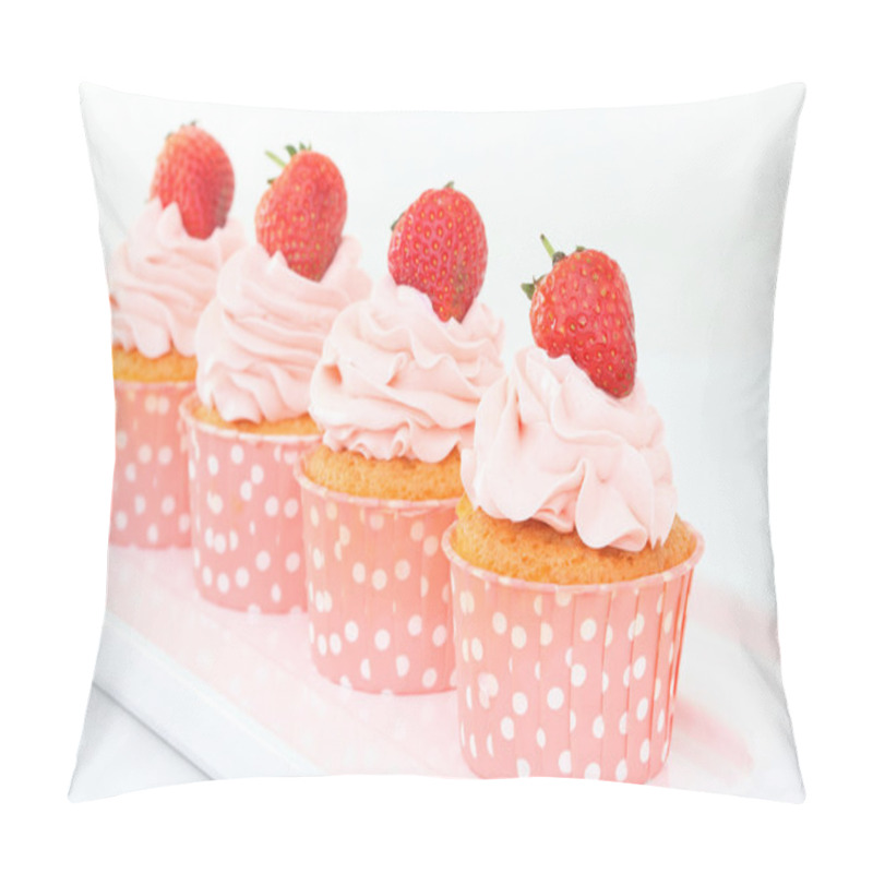 Personality  Vanilla cupcakes pillow covers