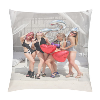 Personality  Four Attractive Girls Resting On The Beach Bar, Drink A Refreshing Cocktail Pillow Covers