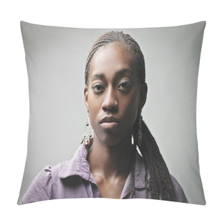 Personality  Portrait Of A Serious African Young Woman Pillow Covers