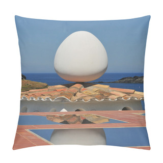 Personality  Dali Egg Pillow Covers