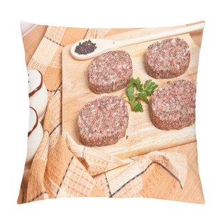 Personality  Raw Burgers On A Cutting Board With Lemon Wedges Pillow Covers