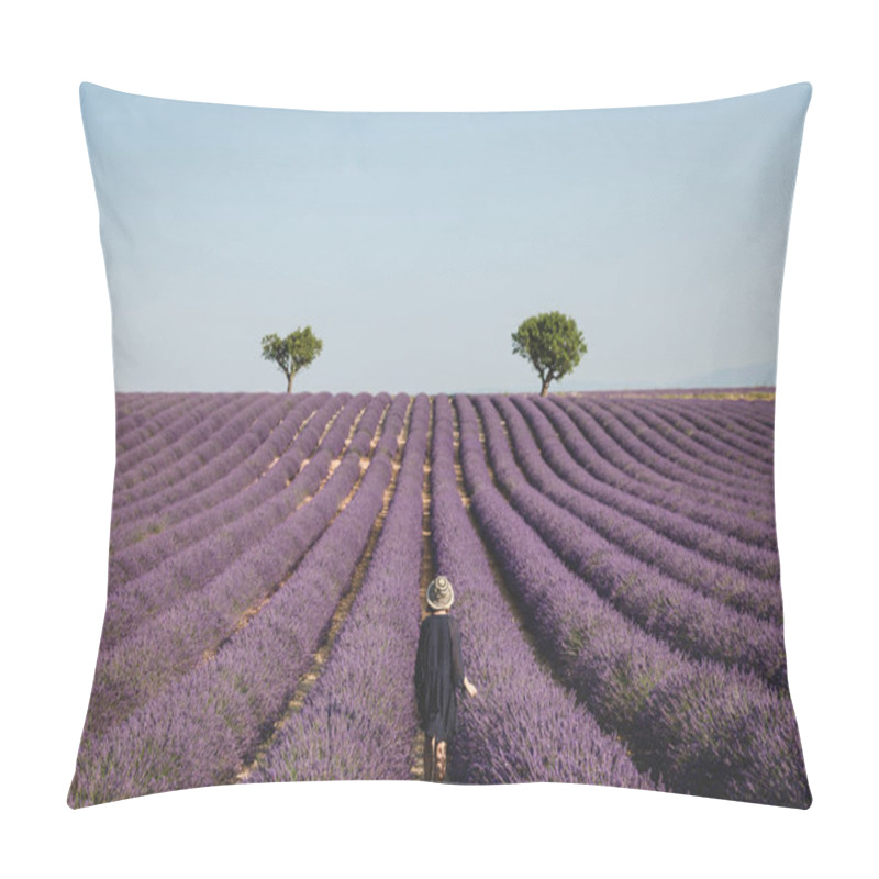 Personality  Back View Of Young Woman Looking At Picturesque Lavender Field In Provence, France Pillow Covers
