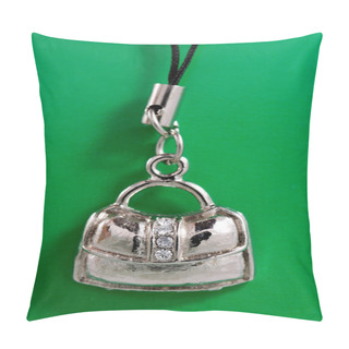 Personality  Costume Jewellery From Metal Pillow Covers