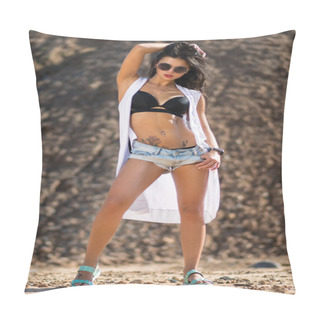 Personality  Model In Black Bikini Posing On A Sand Rocks Pillow Covers