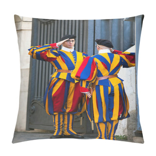 Personality  Swiss Guard On St. Peter's Square At St. Peter's Basilica In Vat Pillow Covers